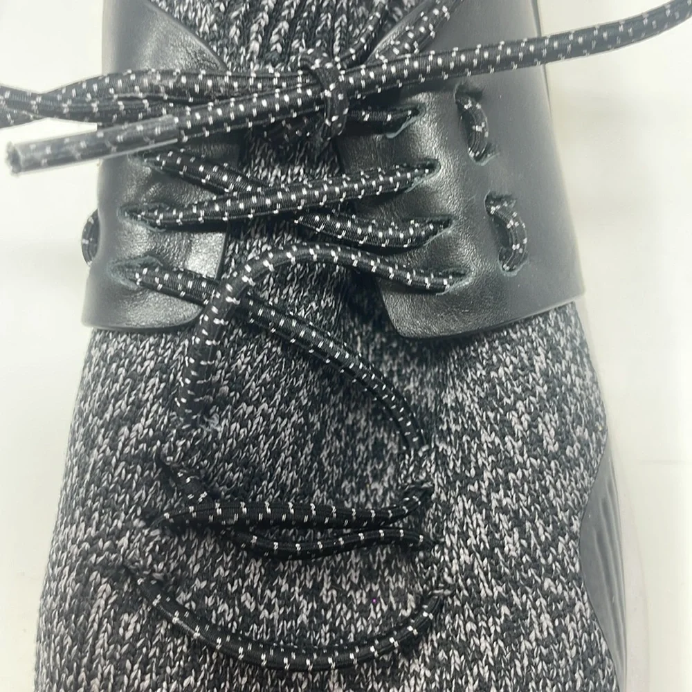 Cole Haan Zerogrand Black White Knit Sneakers Size 6 Excellent Condition